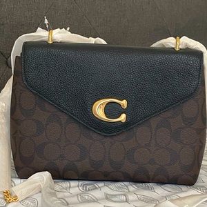 Tammie Shoulder Bag In Signature Canvas